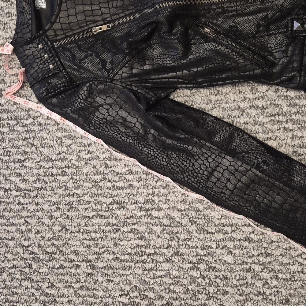 Guess Black Croc-Embossed Women's Jacket Size M - Picture 12 of 14